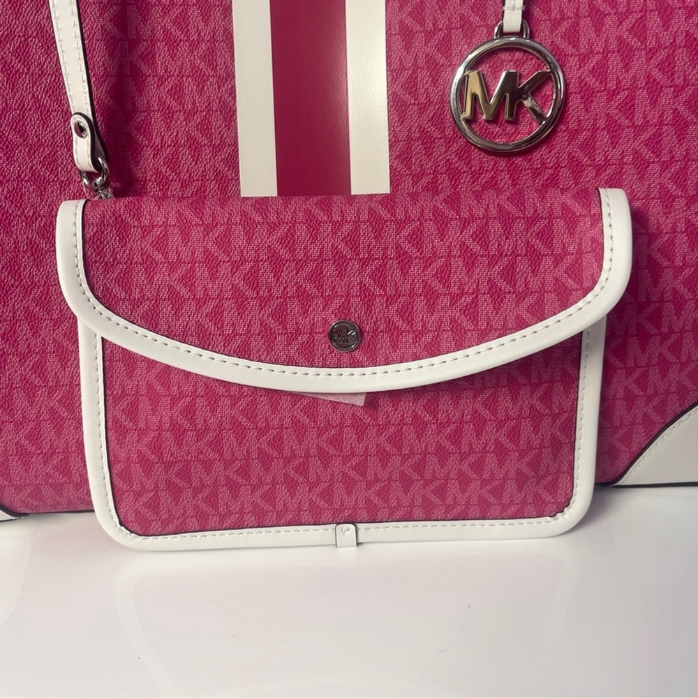 Michael Kors Eva Tote + Pouch & Wallet Dragonfruit - Picture 11 of 11